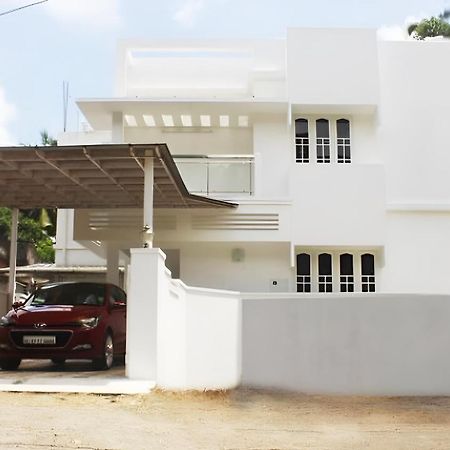 Dream Home Kochi Tripunithura Extérieur photo