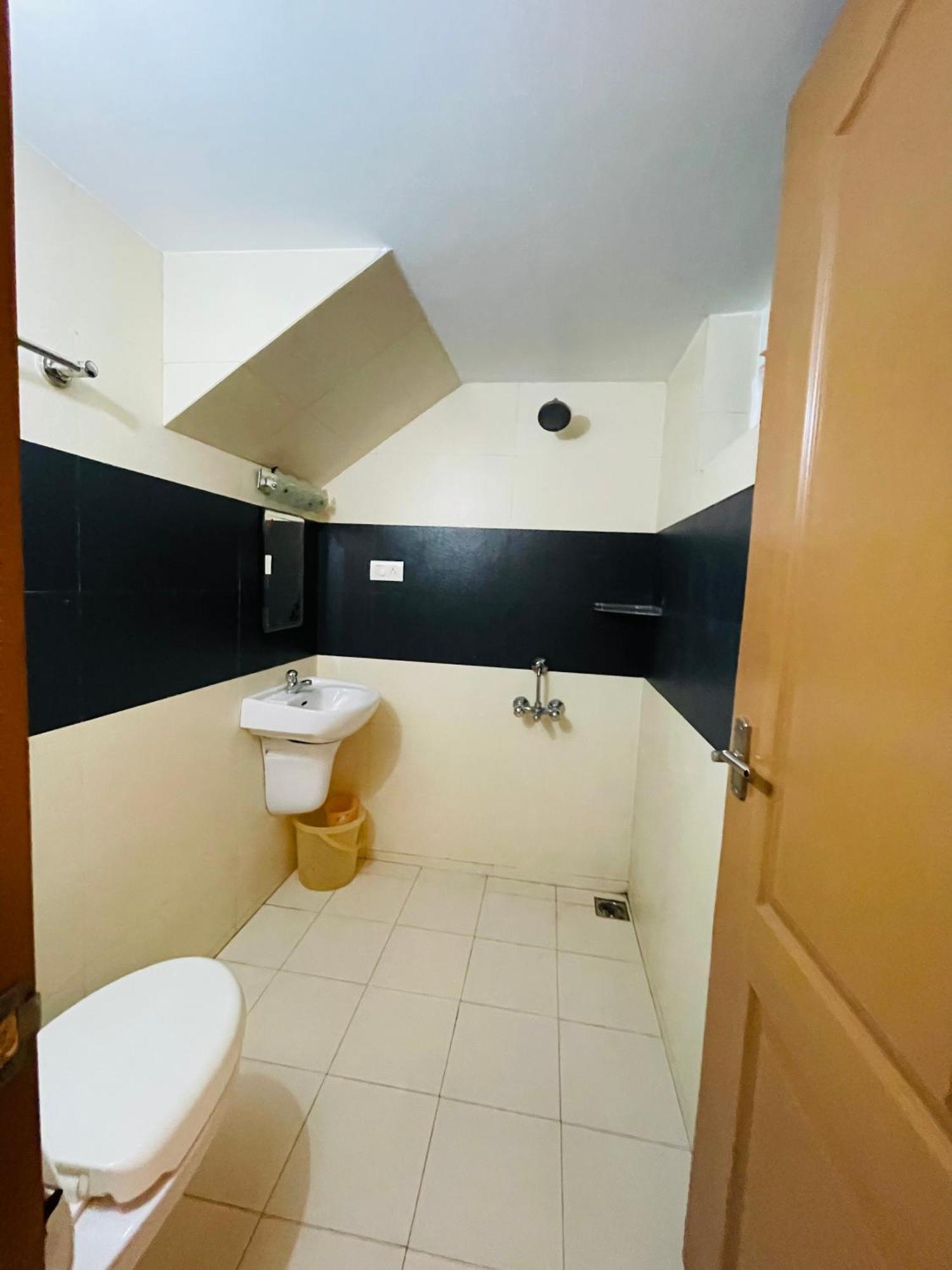 Dream Home Kochi Tripunithura Extérieur photo